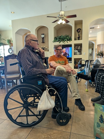 PXL 20251125 203638772.MP